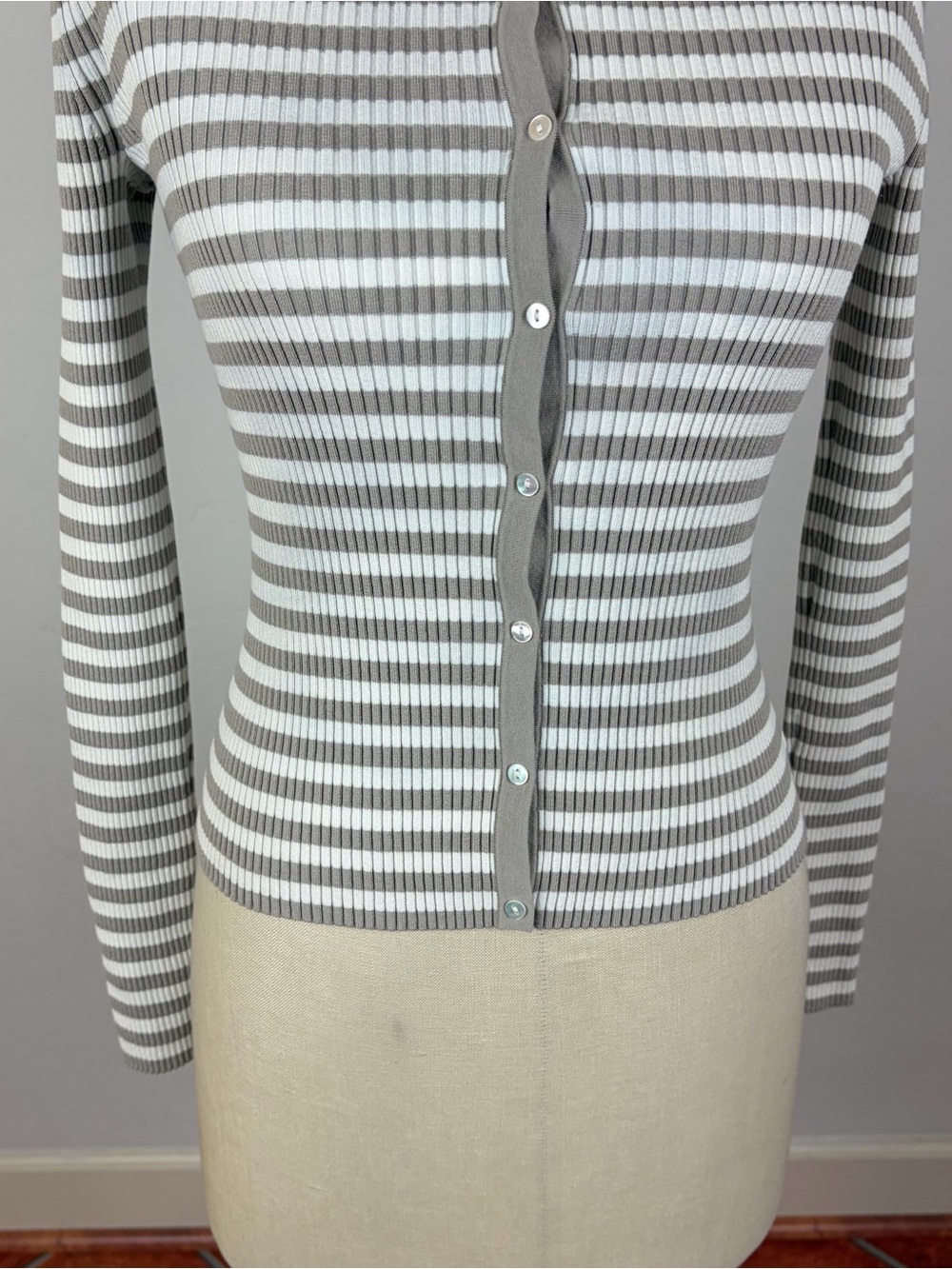 Theory Striped Ribbed Cardigan - Picture 5 of 8
